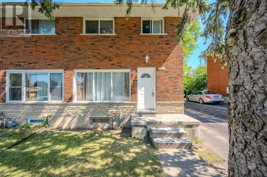 166 Weber Street N Unit# A, Waterloo, Ontario  N2J 3H1 - Photo 3 - 40667612