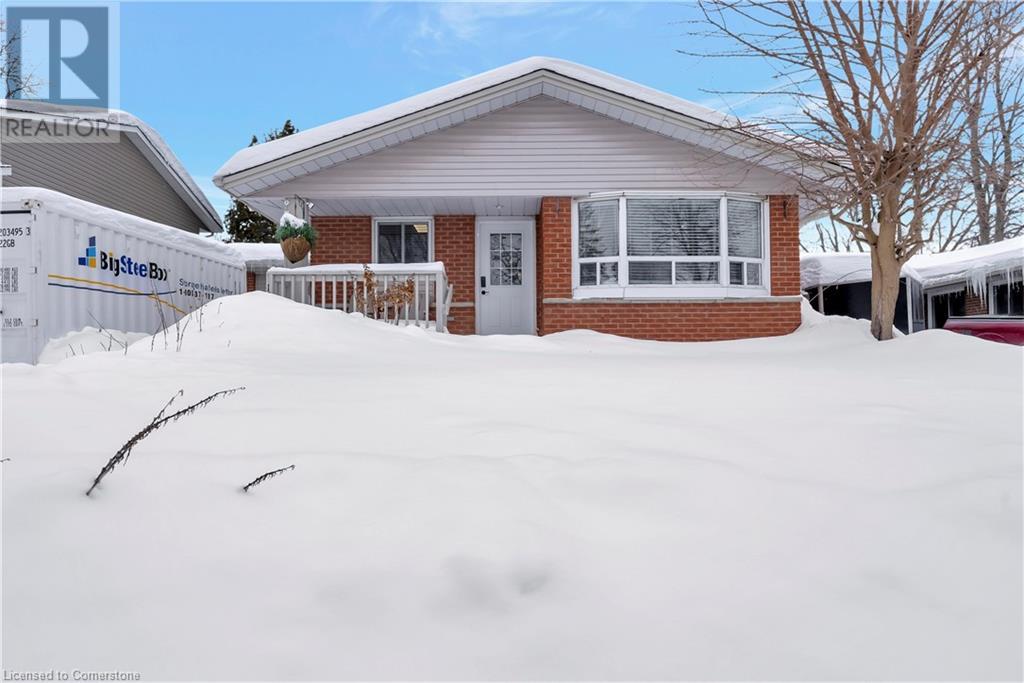 136 Dunsmere Drive, Kitchener, Ontario  N2E 1V7 - Photo 4 - 40700322