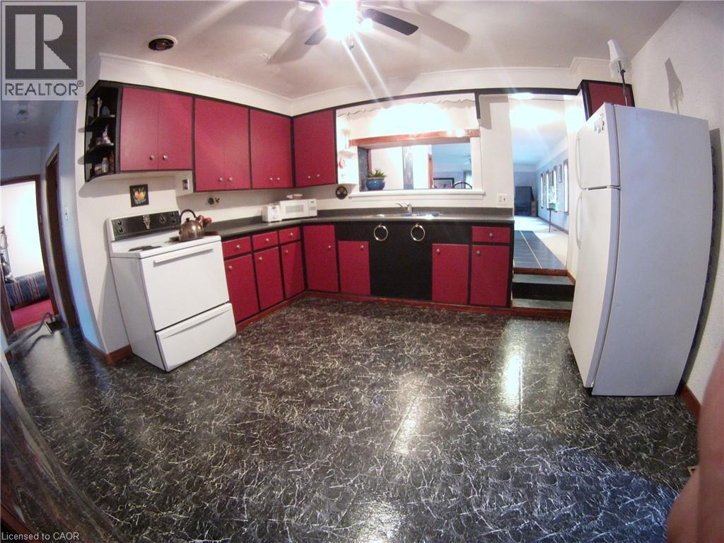 160 Erb Street E, Waterloo, Ontario  N2J 1M4 - Photo 13 - 40773122