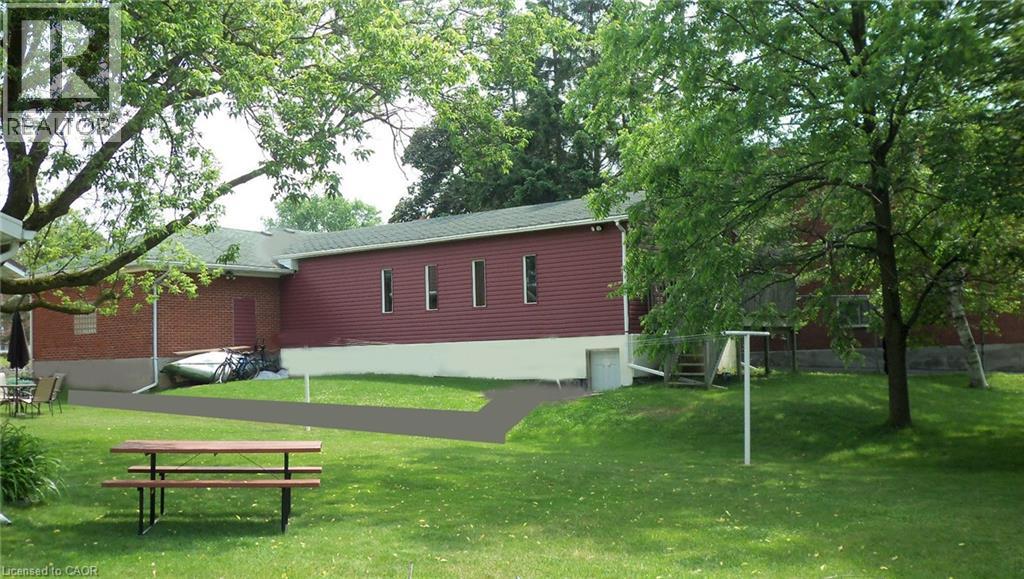 160 Erb Street E, Waterloo, Ontario  N2J 1M4 - Photo 3 - 40773122
