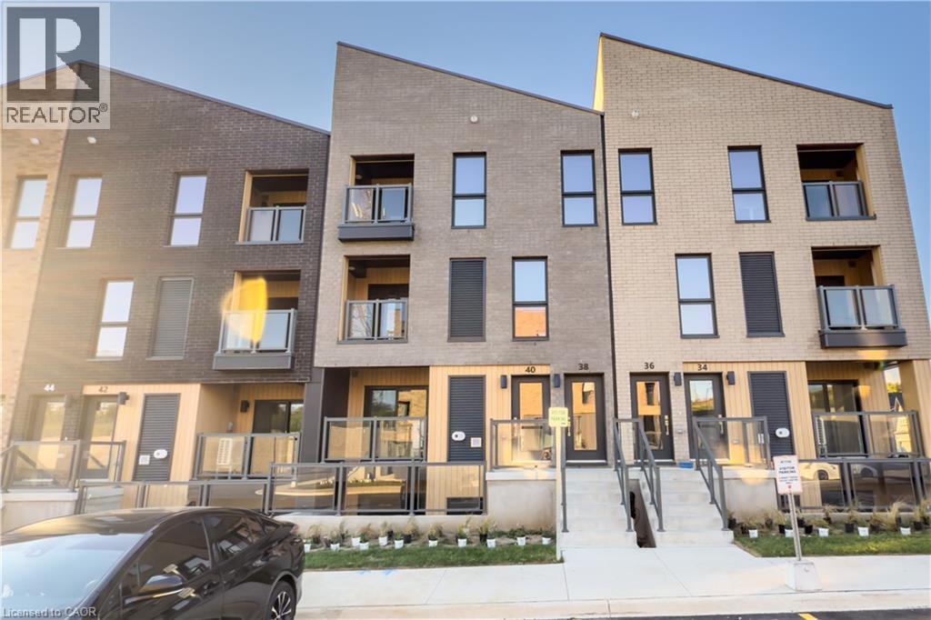 38 Urbane Boulevard, Kitchener, Ontario  N2E 0H8 - Photo 2 - 40776967