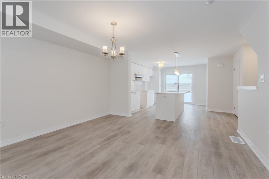 15 Urbane Boulevard, Kitchener, Ontario  N2E 0H8 - Photo 11 - 40776957