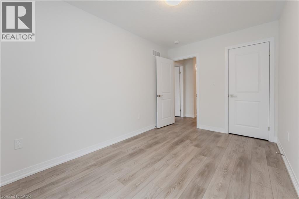 15 Urbane Boulevard, Kitchener, Ontario  N2E 0H8 - Photo 20 - 40776957