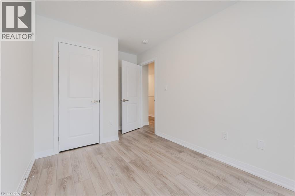 15 Urbane Boulevard, Kitchener, Ontario  N2E 0H8 - Photo 22 - 40776957