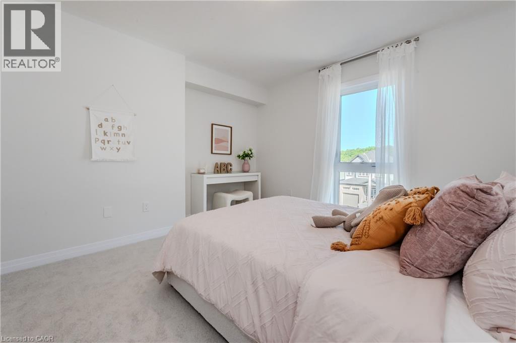 704 Benninger Drive, Kitchener, Ontario  N2E 0H8 - Photo 12 - 40774222