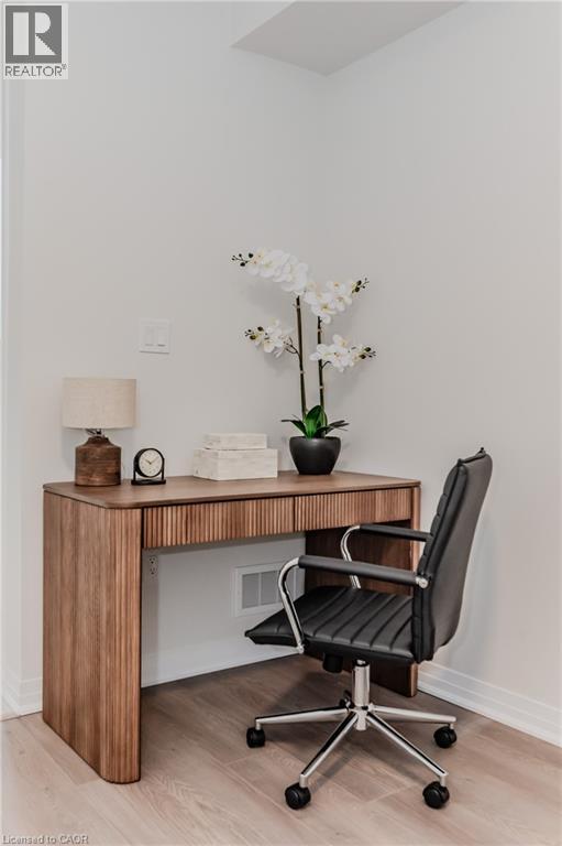 704 Benninger Drive, Kitchener, Ontario  N2E 0H8 - Photo 15 - 40774222