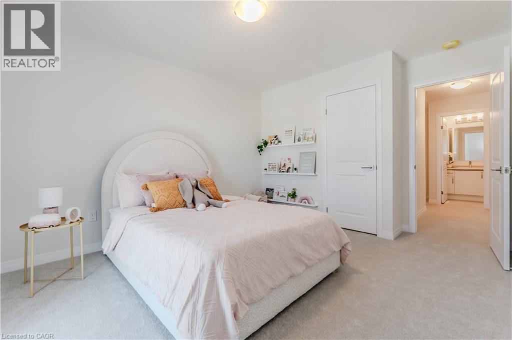 704 Benninger Drive, Kitchener, Ontario  N2E 0H8 - Photo 17 - 40774222