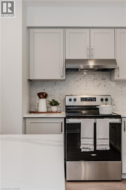 704 Benninger Drive, Kitchener, Ontario  N2E 0H8 - Photo 8 - 40774222