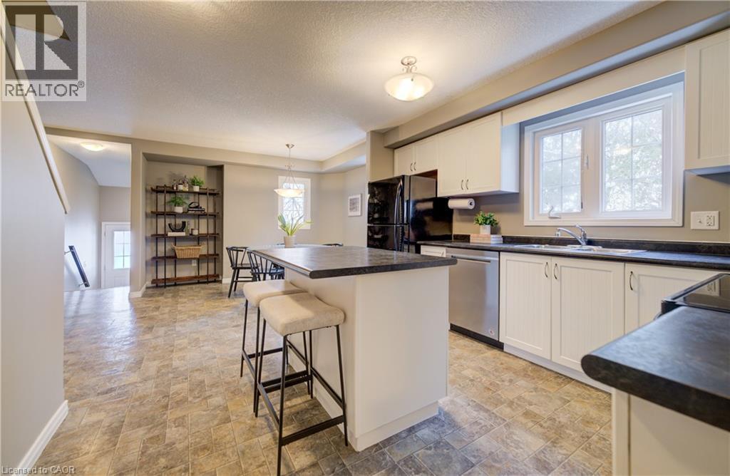 931 Glasgow Street Unit# 2b, Kitchener, Ontario  N2N 0B5 - Photo 3 - 40791397