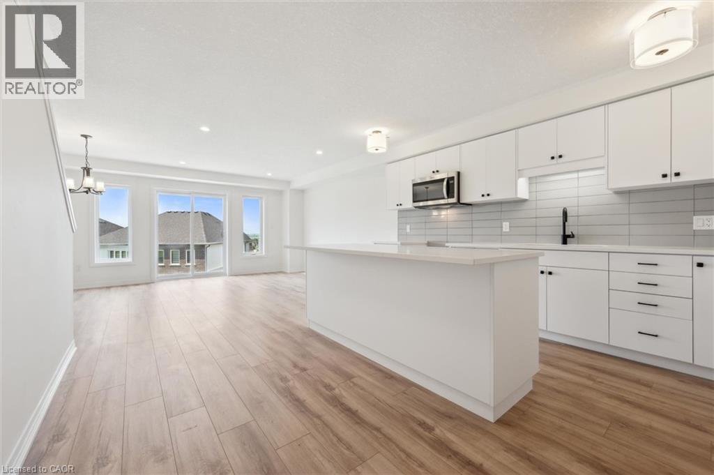 27 Benninger Drive, Kitchener, Ontario  N2E 0K4 - Photo 3 - 40791378