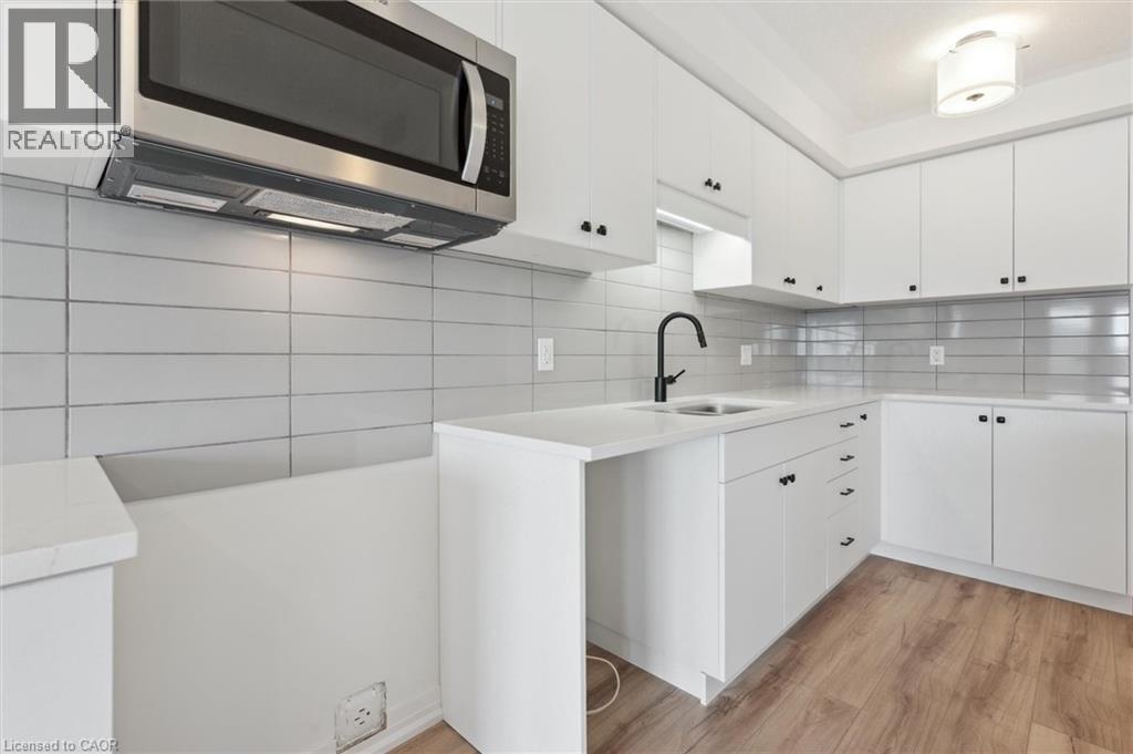 27 Benninger Drive, Kitchener, Ontario  N2E 0K4 - Photo 9 - 40791378