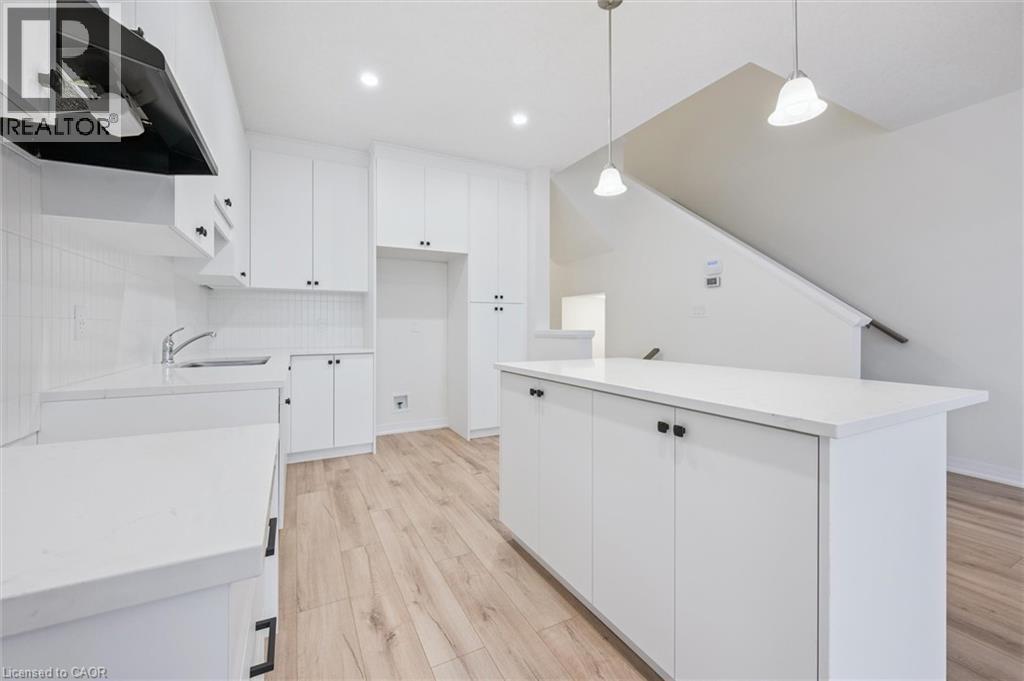 105 Winter Wren Crescent, Kitchener, Ontario  N2P 0K7 - Photo 15 - 40791709