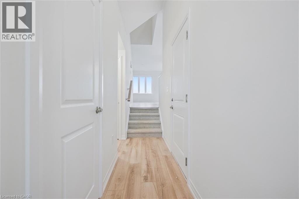 105 Winter Wren Crescent, Kitchener, Ontario  N2P 0K7 - Photo 8 - 40791709