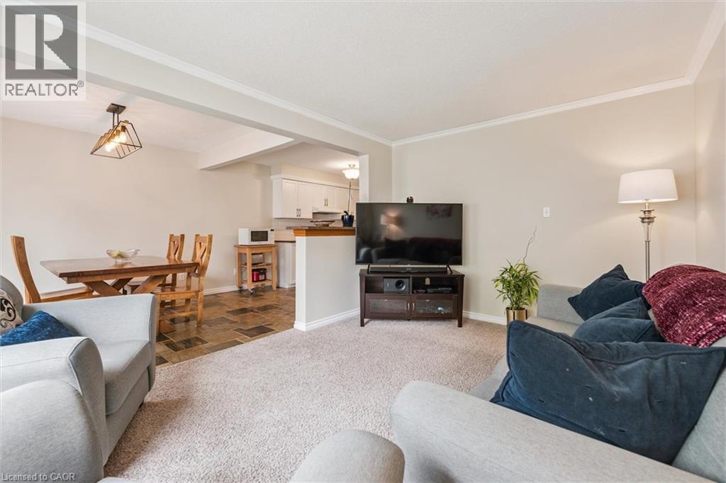 747 Fairway Court, Kitchener, Ontario  N2A 4B4 - Photo 22 - 40795417