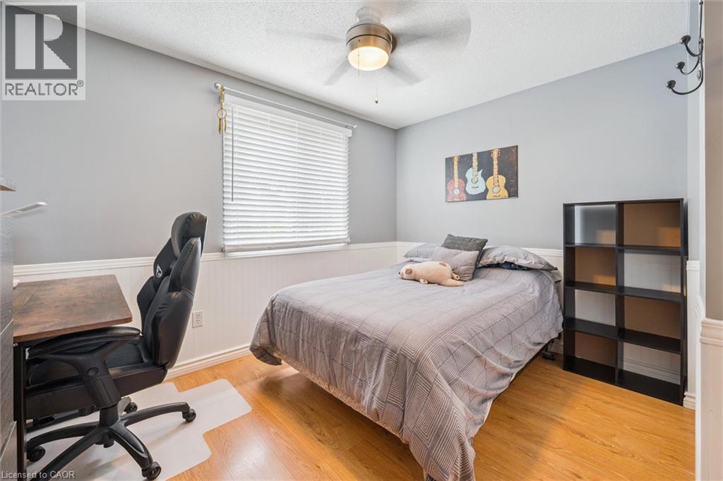 747 Fairway Court, Kitchener, Ontario  N2A 4B4 - Photo 28 - 40795417