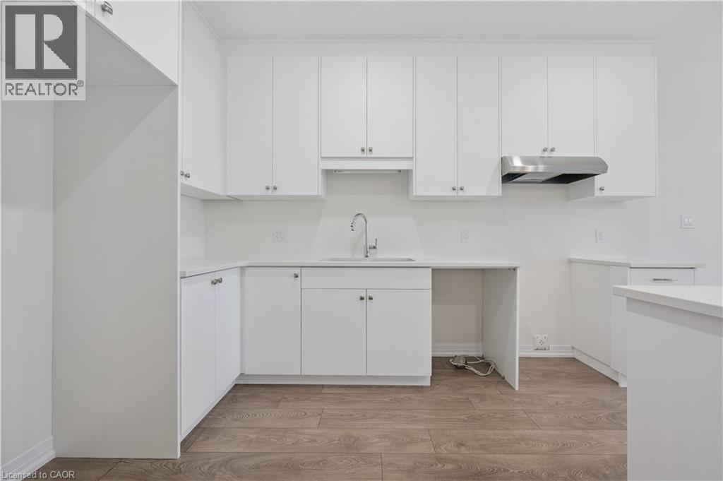 107 Winter Wren Crescent, Kitchener, Ontario  N2P 0K7 - Photo 14 - 40796650