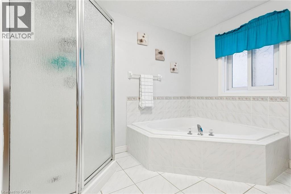 6 Heatherwood Place, Kitchener, Ontario  N2N 3N7 - Photo 27 - 40797085