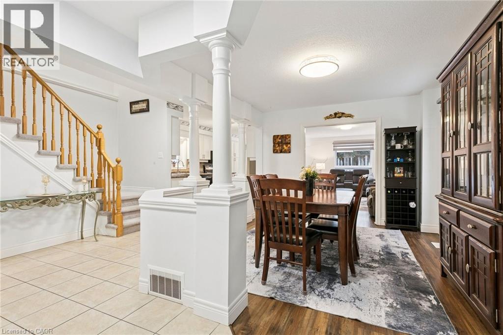 6 Heatherwood Place, Kitchener, Ontario  N2N 3N7 - Photo 3 - 40797085