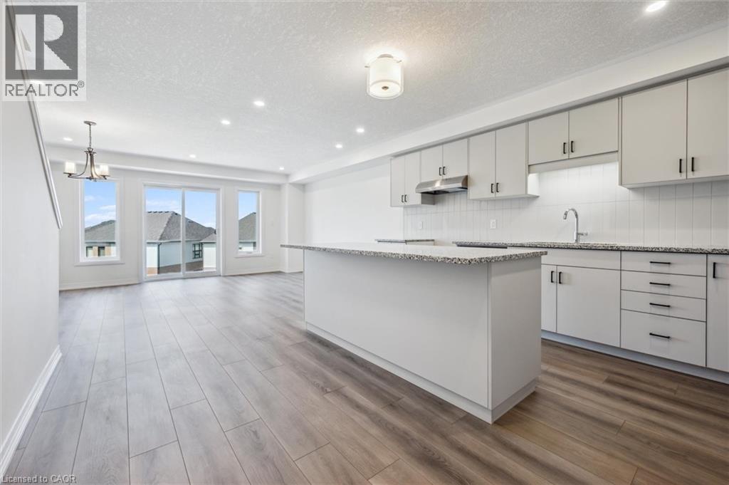 23 Benninger Drive, Kitchener, Ontario  N2E 0K4 - Photo 5 - 40798031