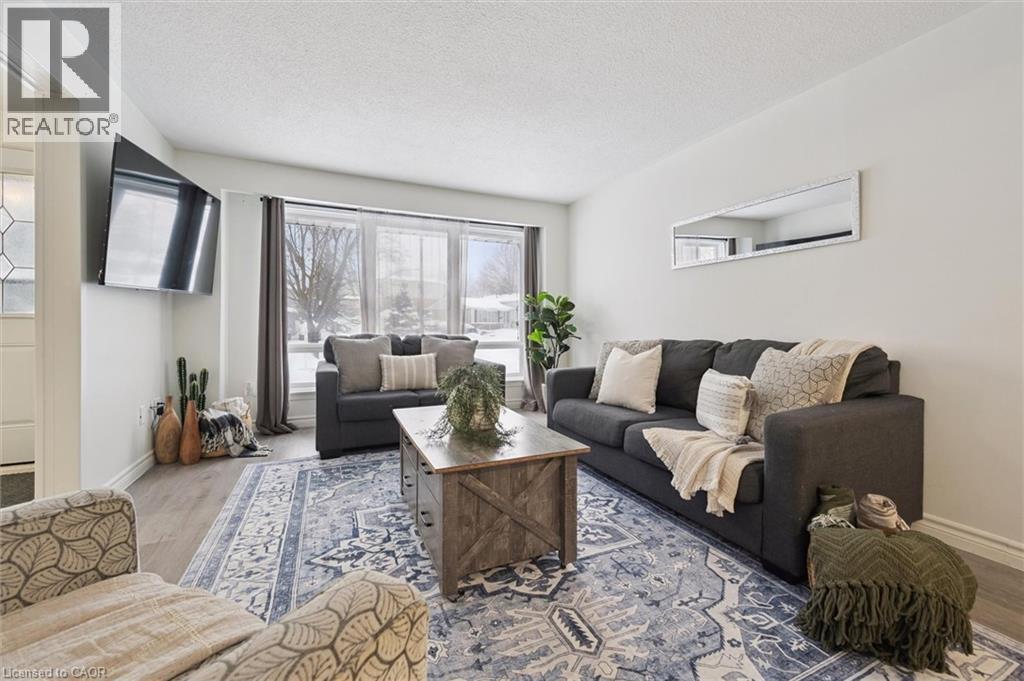 11 Ingleside Drive, Kitchener, Ontario  N2M 2G7 - Photo 9 - 40798399