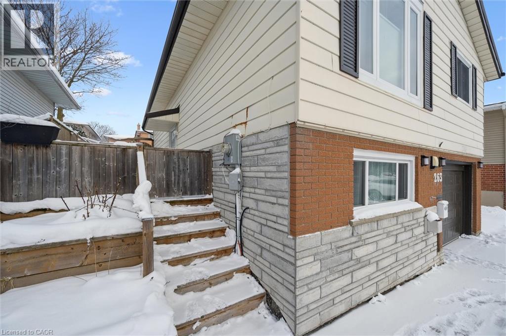 263 The Country Way, Kitchener, Ontario  N2E 2V6 - Photo 4 - 40798395