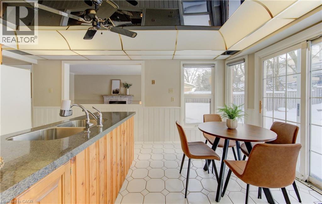 21 Sandcliffe Place, Waterloo, Ontario  N2T 1A8 - Photo 13 - 40801904