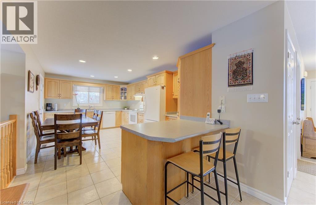 505 Sandbanks Crescent, Waterloo, Ontario  N2V 2J3 - Photo 14 - 40802574