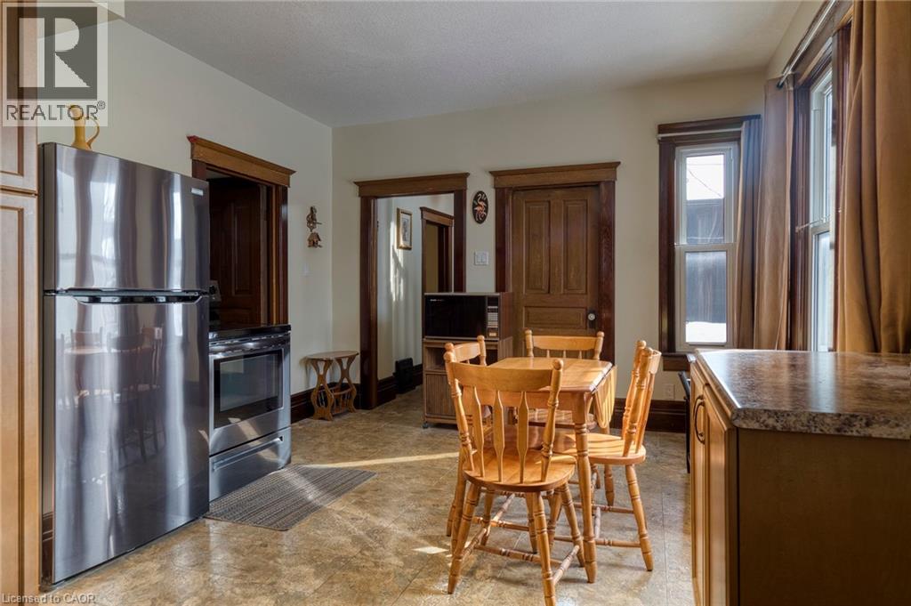 392 Breithaupt Street, Kitchener, Ontario  N2H 5H9 - Photo 8 - 40802350