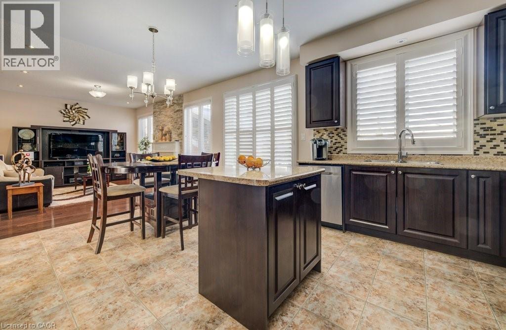 538 Thomas Slee Drive, Kitchener, Ontario  N2P 2Y7 - Photo 19 - 40803639