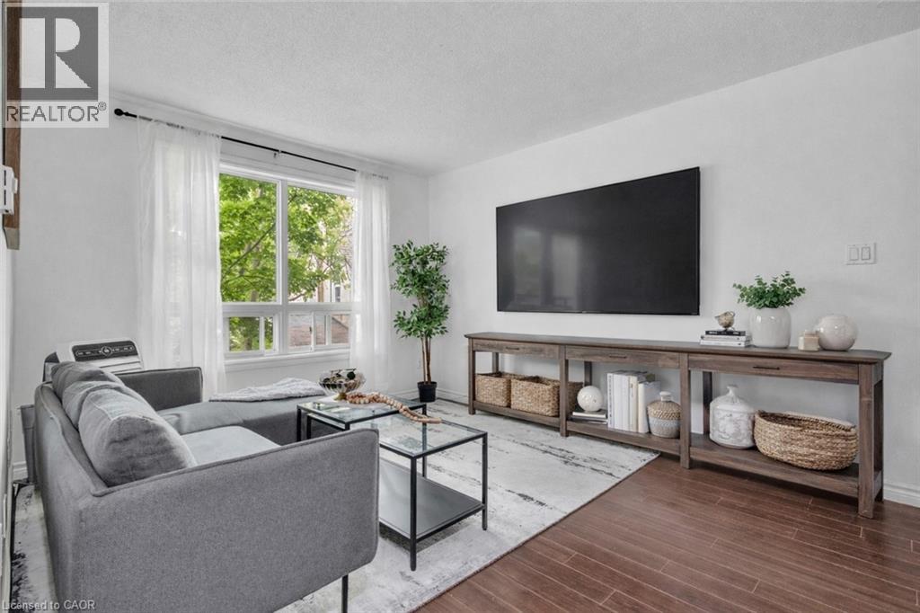 119 Cedar Street S Unit# 7, Kitchener, Ontario  N2G 3L6 - Photo 2 - 40808628