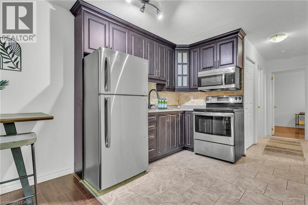 119 Cedar Street S Unit# 7, Kitchener, Ontario  N2G 3L6 - Photo 8 - 40808628