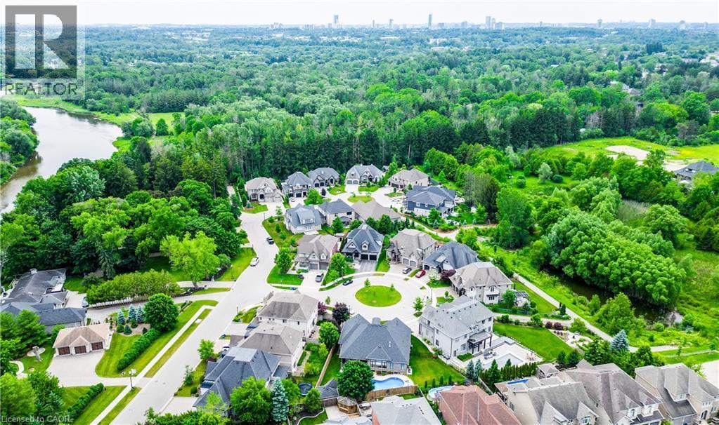 905 Old Cottage Court, Kitchener, Ontario  N2K 4K2 - Photo 46 - 40805217