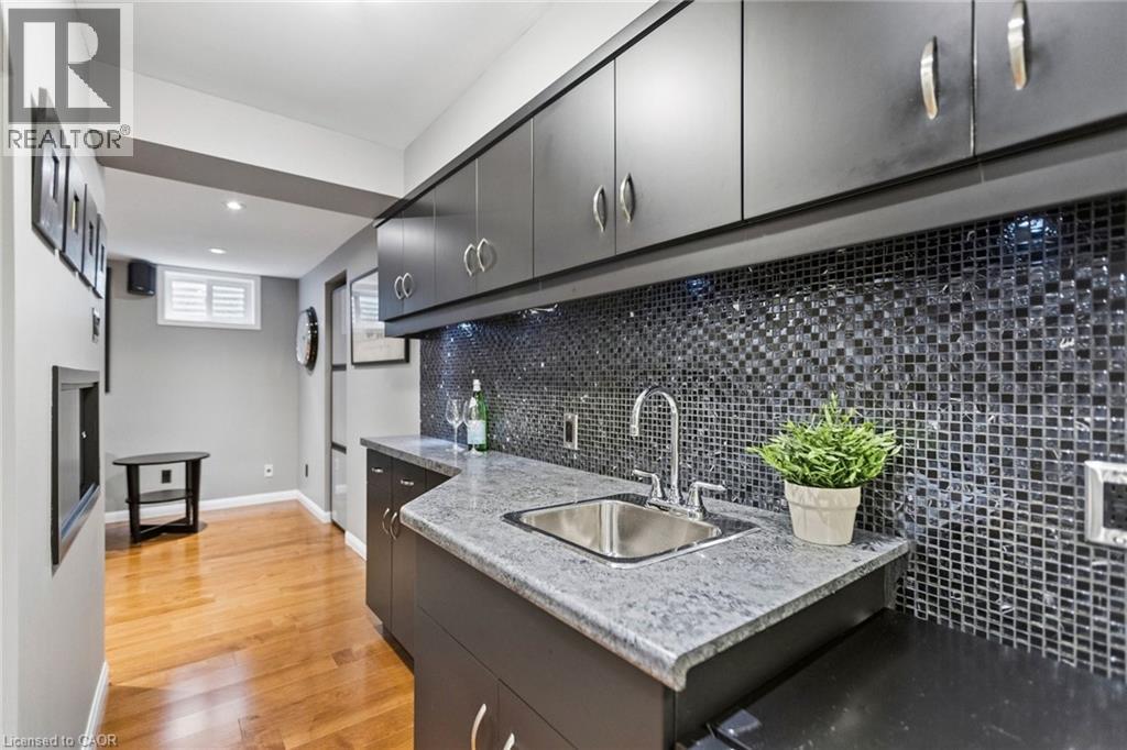 31 Cedar Crest Street, Kitchener, Ontario  N2N 1Y4 - Photo 28 - 40808977