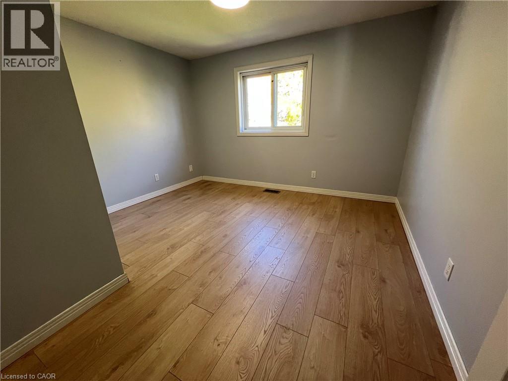 192 Northampton Crescent Unit# B, Waterloo, Ontario  N2T 2M5 - Photo 14 - 40810405