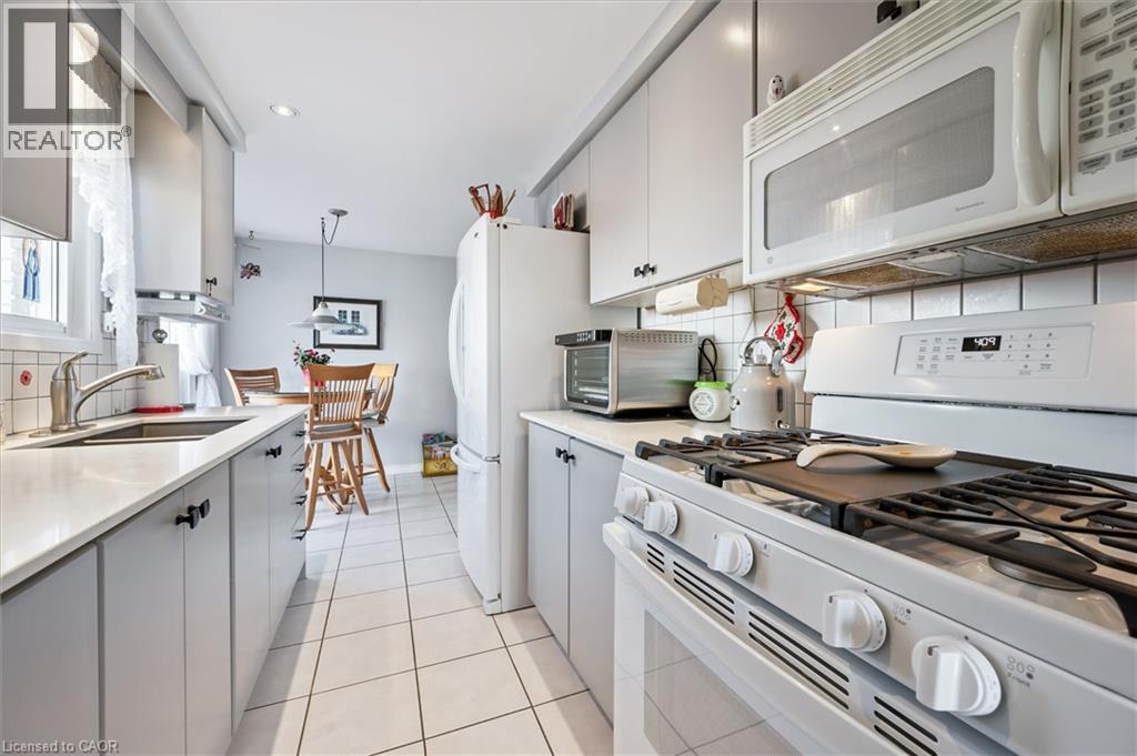 303 Mayview Crescent Unit# A, Waterloo, Ontario  N2V 1P5 - Photo 16 - 40809604