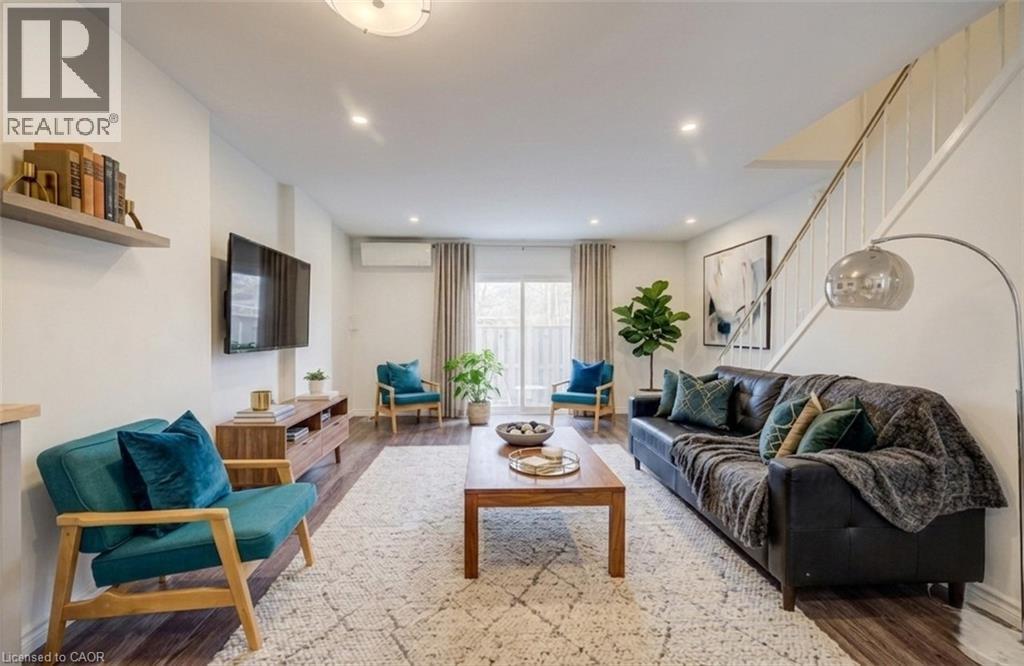 184 Westcourt Place, Waterloo, Ontario  N2L 2R7 - Photo 9 - 40810237