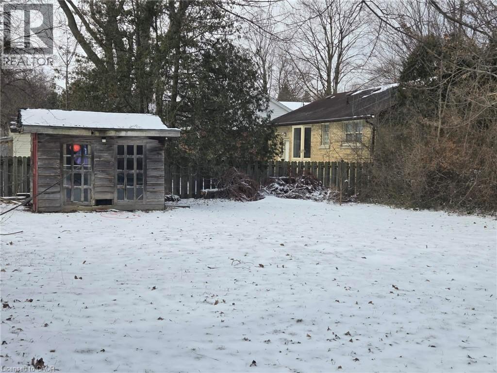 49 Dietz Avenue S, Waterloo, Ontario  N2L 2J8 - Photo 13 - 40812350