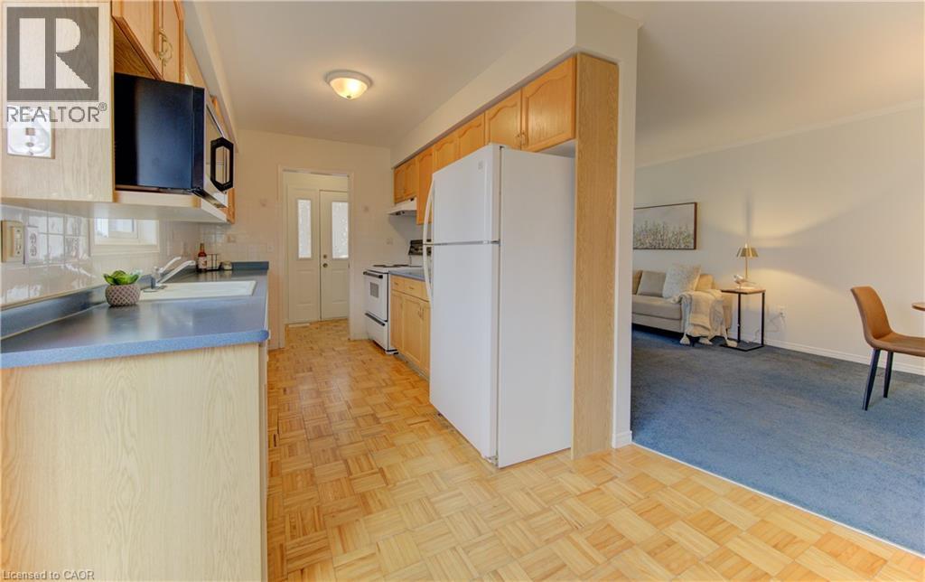 655 Jacob Lane Unit# B, Waterloo, Ontario  N2V 2G9 - Photo 11 - 40812041