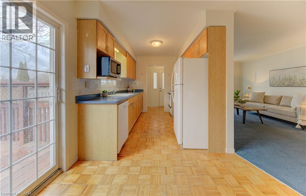 655 Jacob Lane Unit# B, Waterloo, Ontario  N2V 2G9 - Photo 12 - 40812041