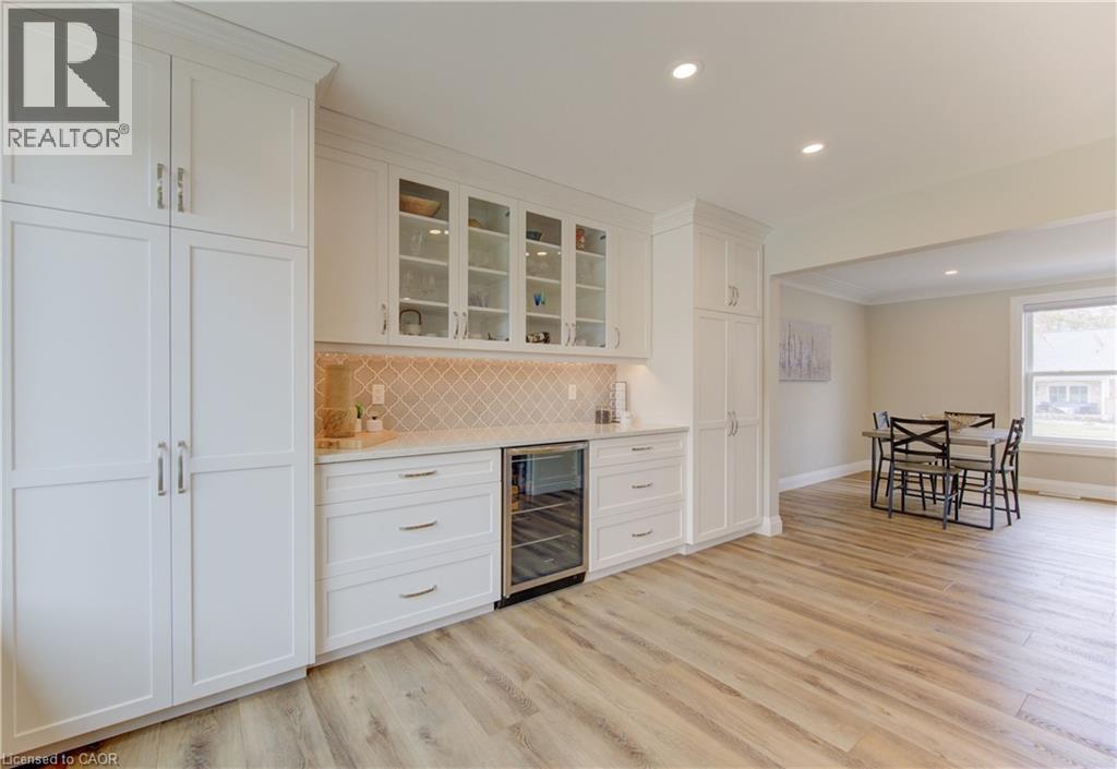 395 Warrington Drive, Waterloo, Ontario  N2L 2P7 - Photo 21 - 40812035