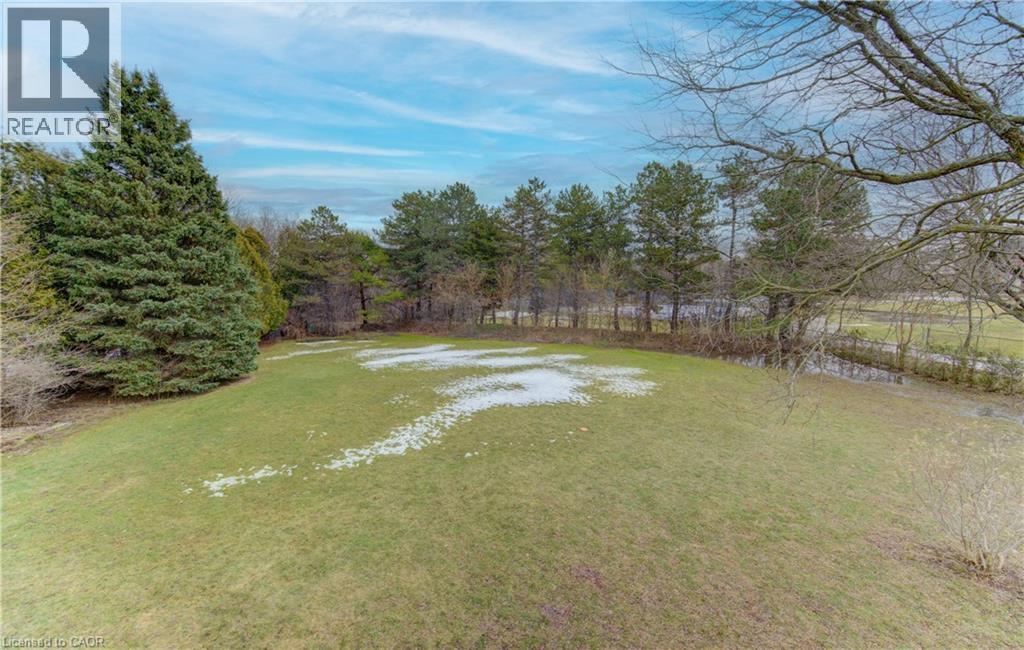 395 Warrington Drive, Waterloo, Ontario  N2L 2P7 - Photo 46 - 40812035