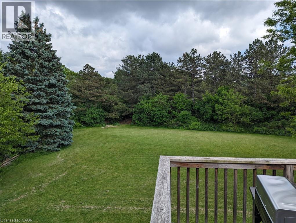 395 Warrington Drive, Waterloo, Ontario  N2L 2P7 - Photo 47 - 40812035