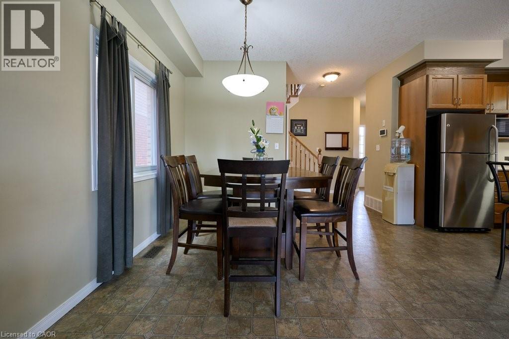 208 Sienna Crescent, Kitchener, Ontario  N2R 1T4 - Photo 13 - 40813749