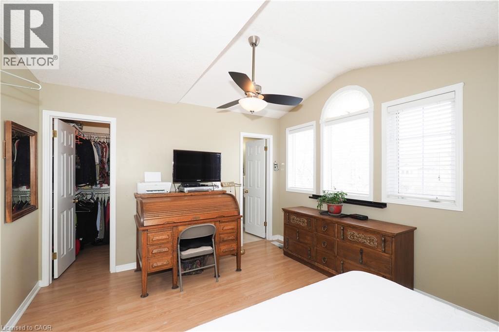 224 Inverhuron Crescent Unit# A, Waterloo, Ontario  N2V 2H7 - Photo 18 - 40812356