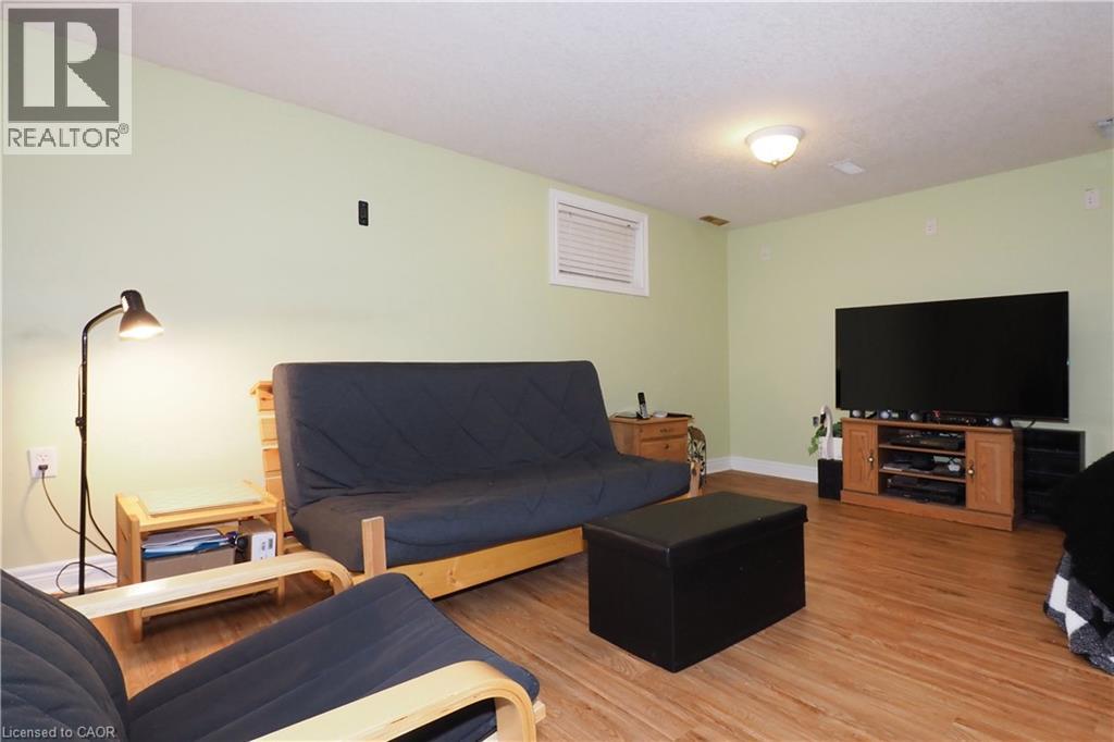 224 Inverhuron Crescent Unit# A, Waterloo, Ontario  N2V 2H7 - Photo 24 - 40812356