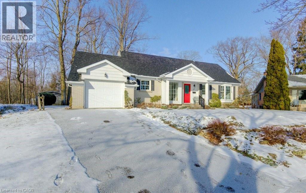 26 Sycamore Place, Kitchener, Ontario  N2M 4G1 - Photo 4 - 40813198