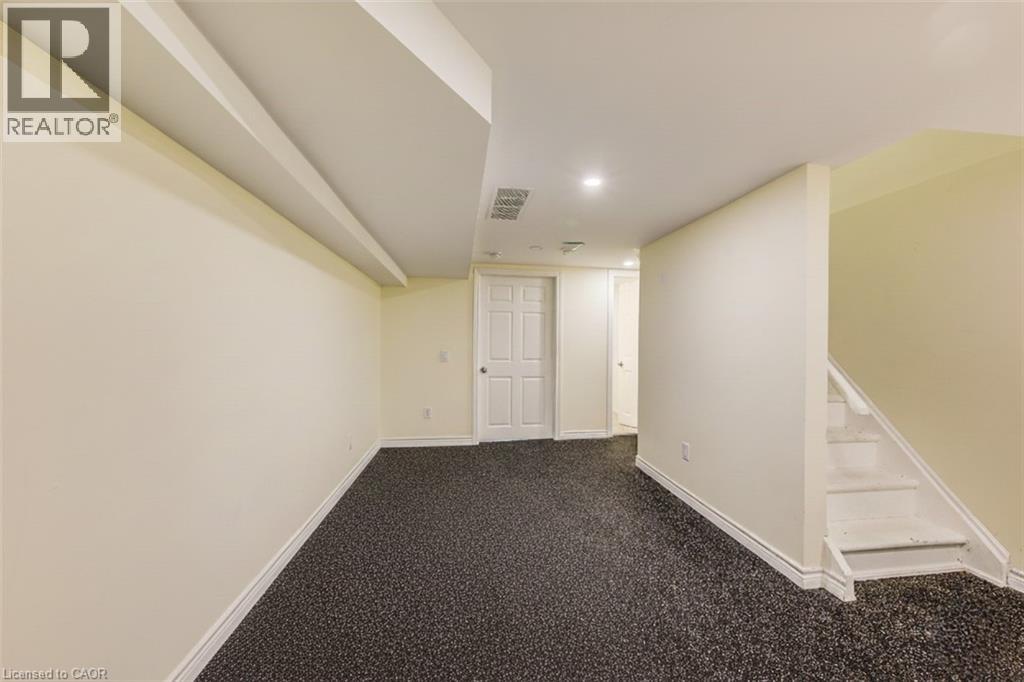 284 Westcourt Place, Waterloo, Ontario  N2L 2R7 - Photo 18 - 40815140