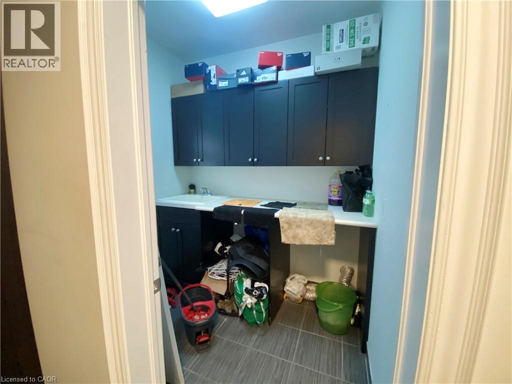 803 Robert Ferrie Drive, Kitchener, Ontario  N2R 0B8 - Photo 20 - 40807682