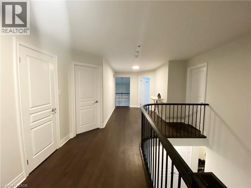 803 Robert Ferrie Drive, Kitchener, Ontario  N2R 0B8 - Photo 24 - 40807682