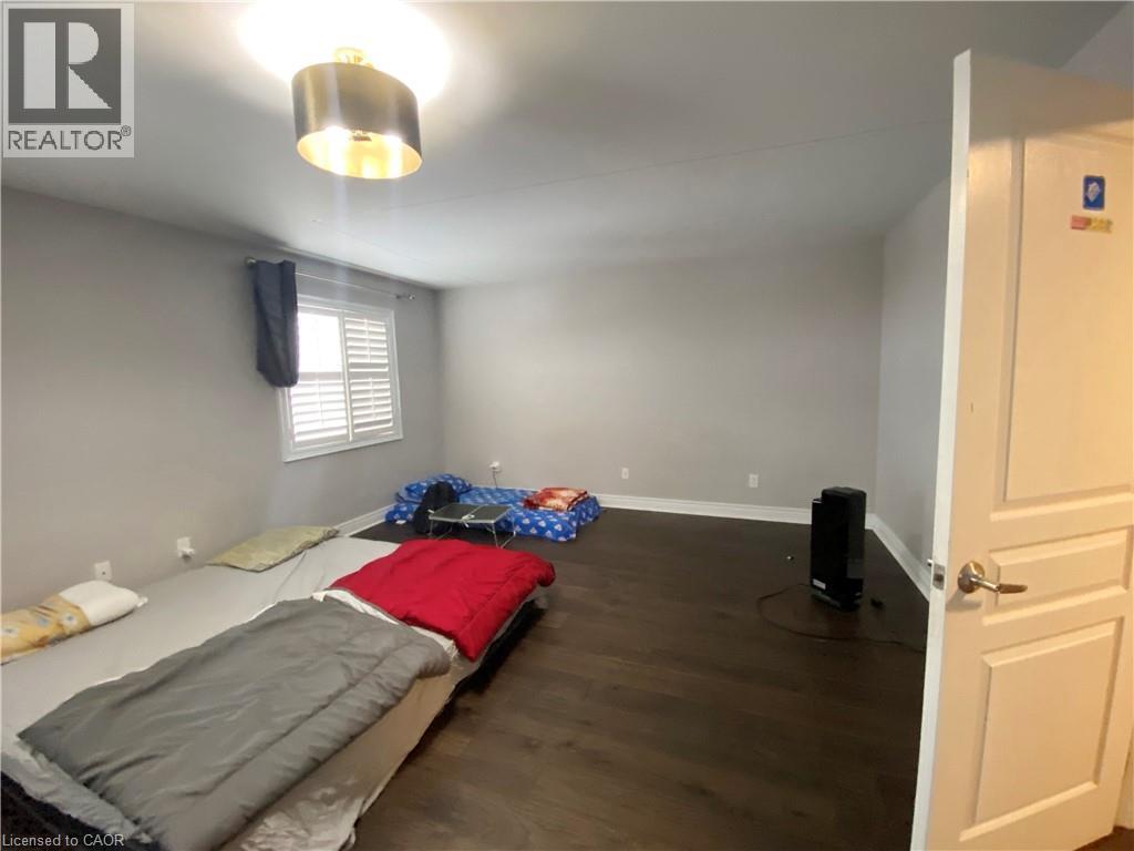 803 Robert Ferrie Drive, Kitchener, Ontario  N2R 0B8 - Photo 27 - 40807682